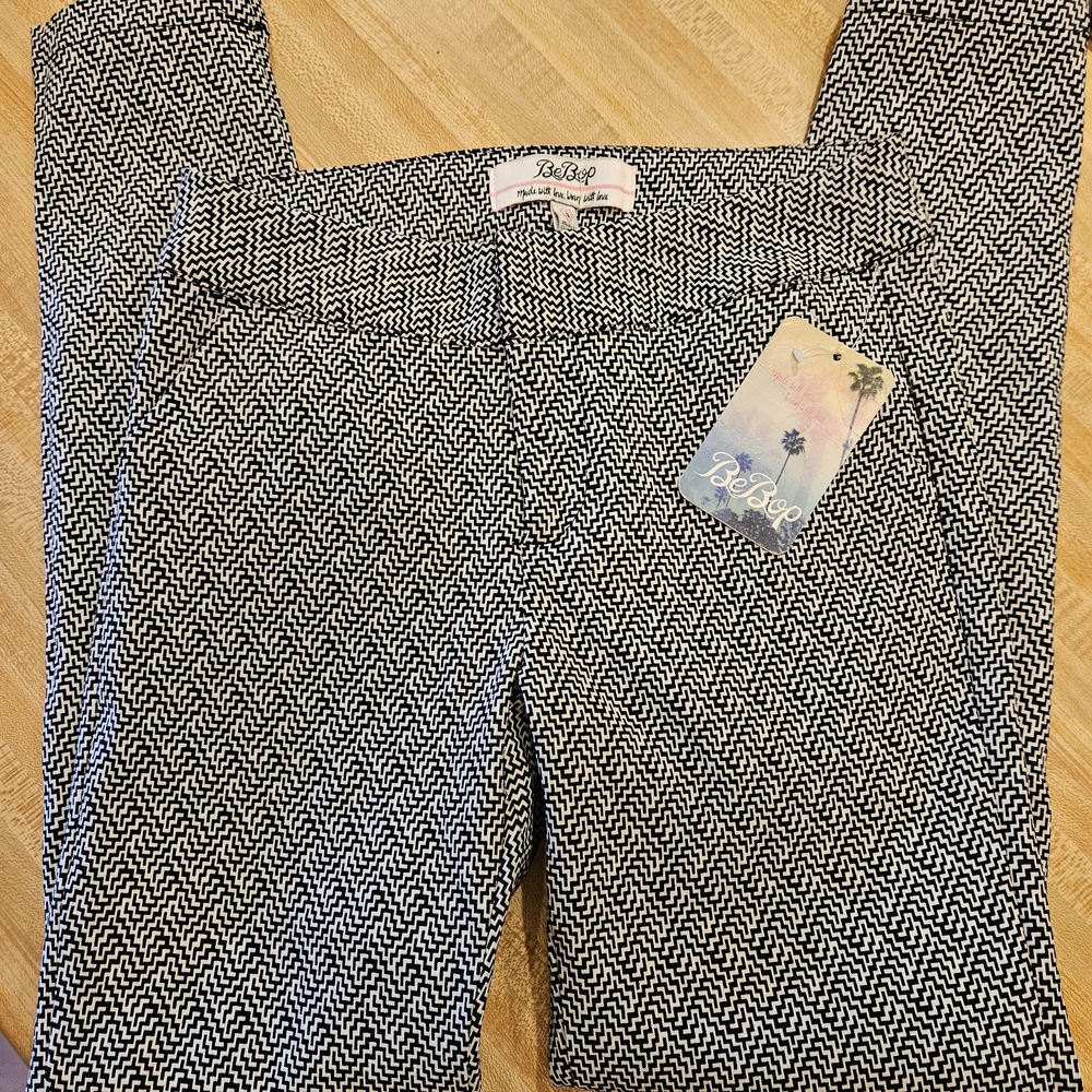 BeBop Black & White Patterned Pants - Size 3
